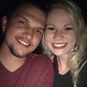 Meet your Posher, Linzee